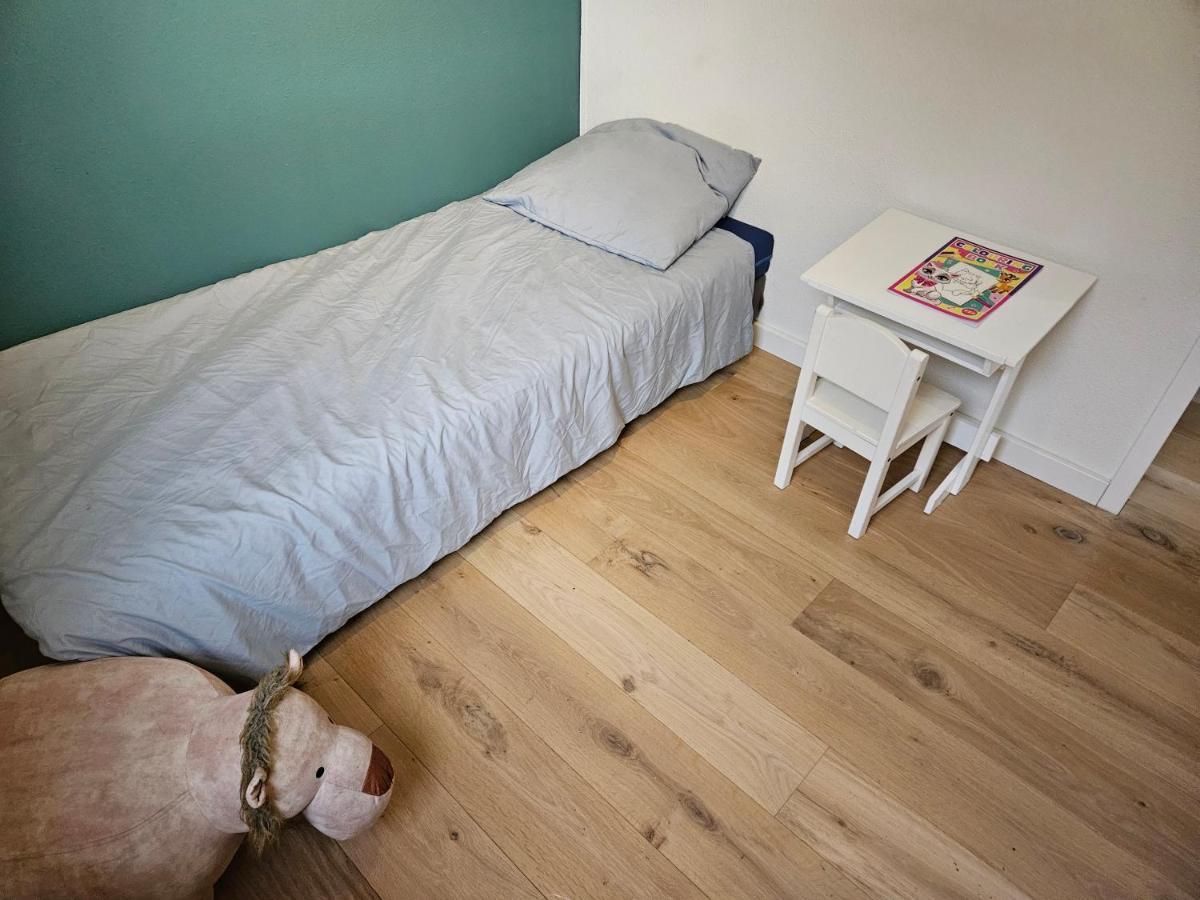 7 Person House With Garden, Firepit, Swimming Lake, Hammock, Child Friendly, In- And Outside Playground, Slide, And Great Coffee Ewijk Eksteriør bilde