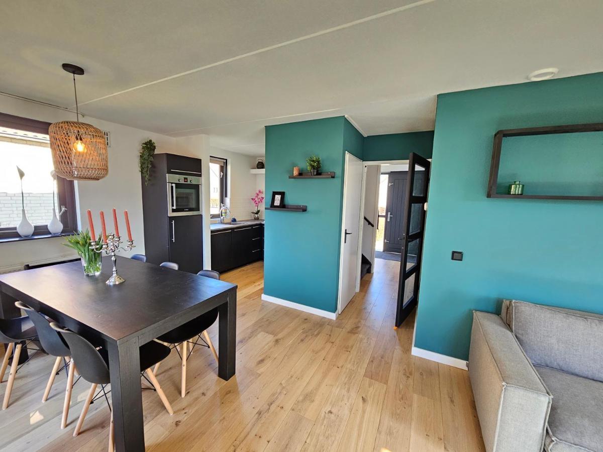 7 Person House With Garden, Firepit, Swimming Lake, Hammock, Child Friendly, In- And Outside Playground, Slide, And Great Coffee Ewijk Eksteriør bilde