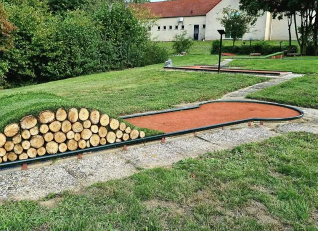 7 Person House With Garden, Firepit, Swimming Lake, Hammock, Child Friendly, In- And Outside Playground, Slide, And Great Coffee Ewijk Eksteriør bilde
