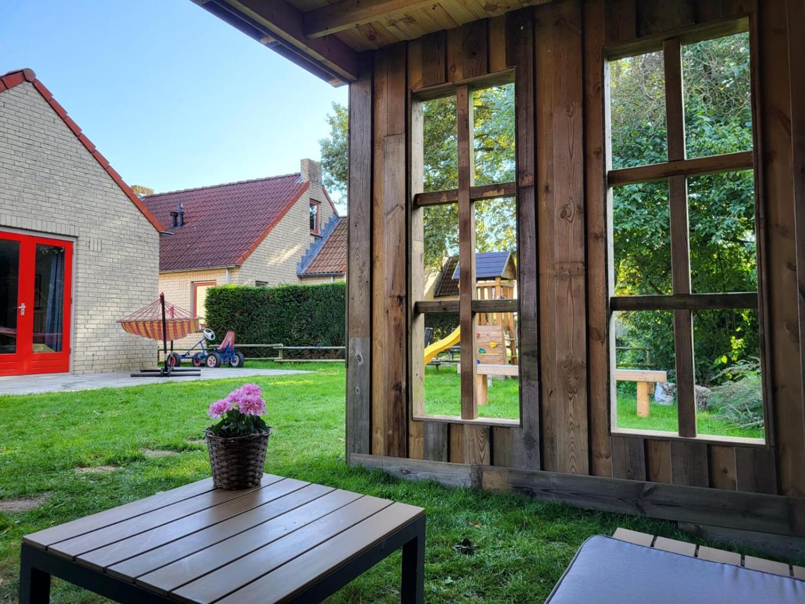 7 Person House With Garden, Firepit, Swimming Lake, Hammock, Child Friendly, In- And Outside Playground, Slide, And Great Coffee Ewijk Eksteriør bilde